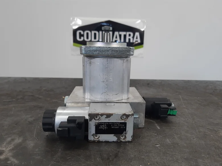 Fan motor for VOLVO L45G