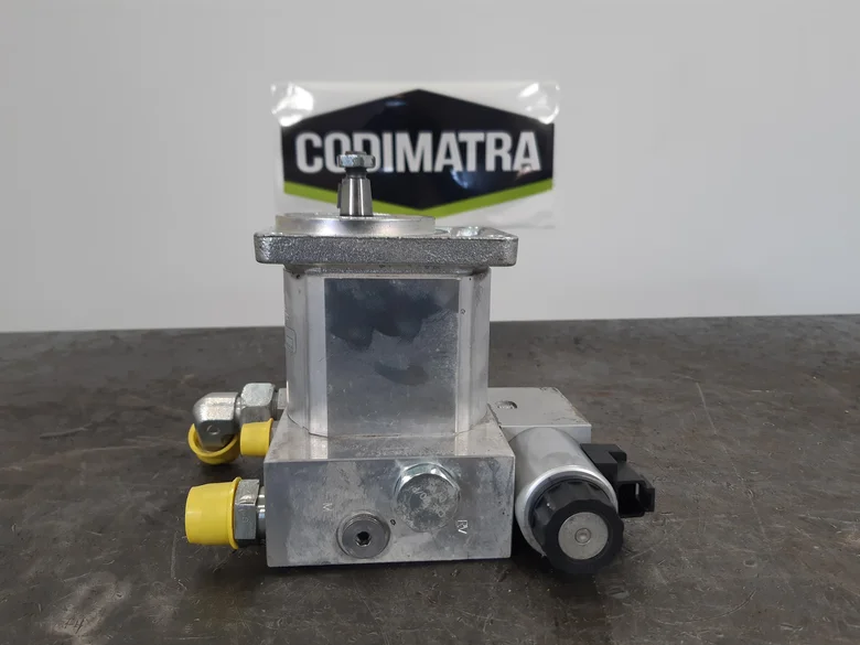 Fan motor for VOLVO L45G