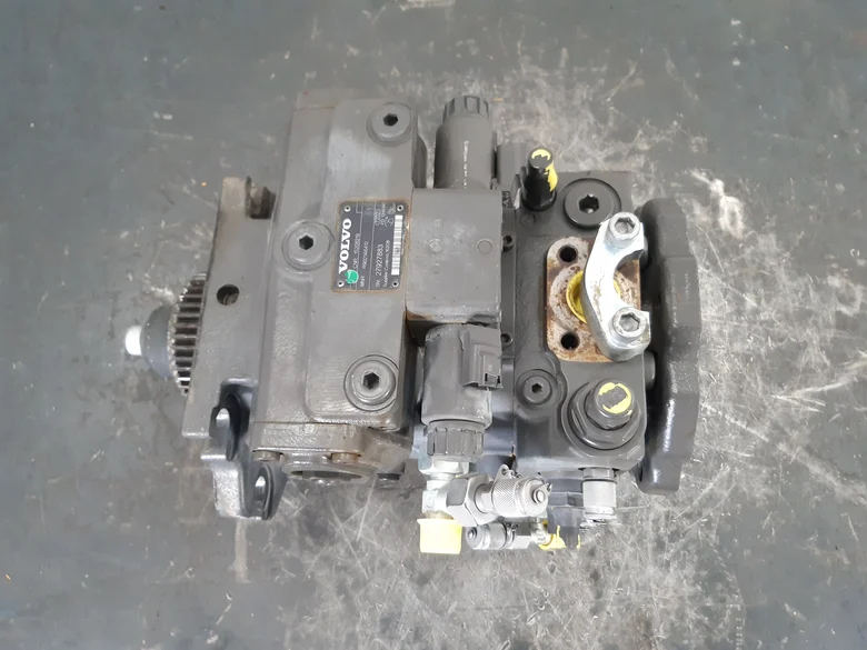 Bomba hidráulica de avance para VOLVO L45G