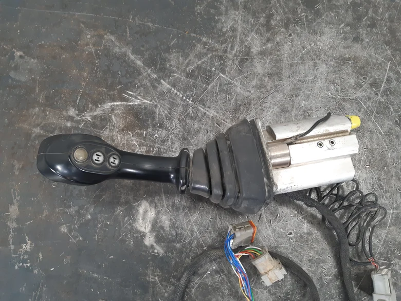 Joystick para VOLVO L45G
