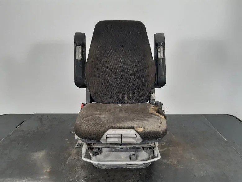 Siège pour VOLVO L45G