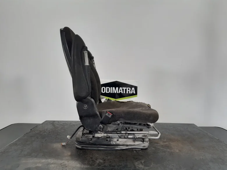 Siège pour VOLVO L45G