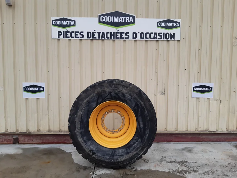 Tire for VOLVO L45G