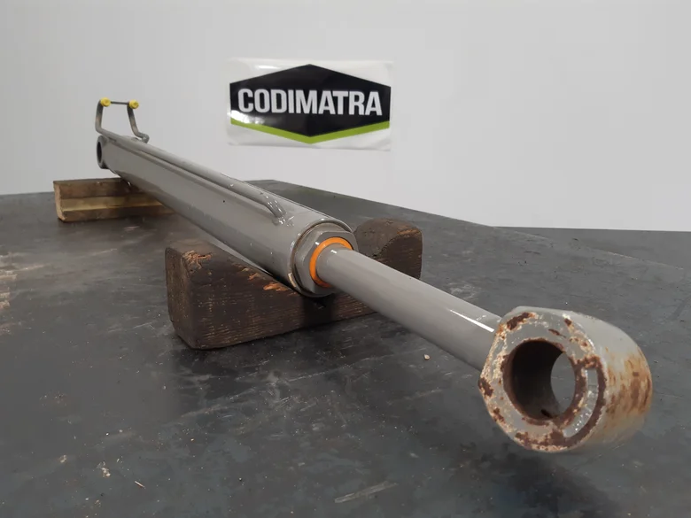 Stabilizer cylinder for JCB 3CX