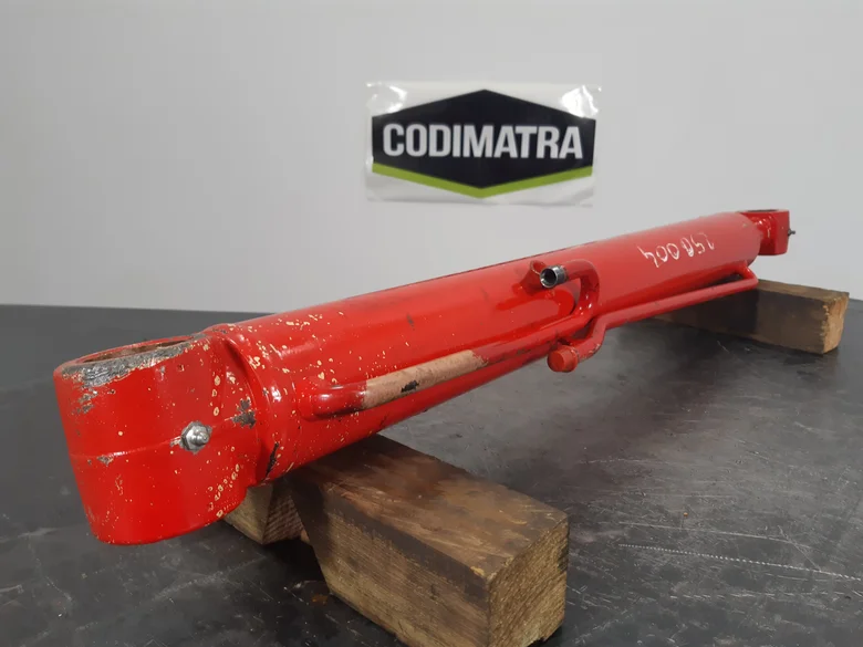 Arm lift cylinder for JCB 3CX