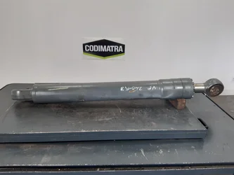 Vérin de flèche pour LIEBHERR A924