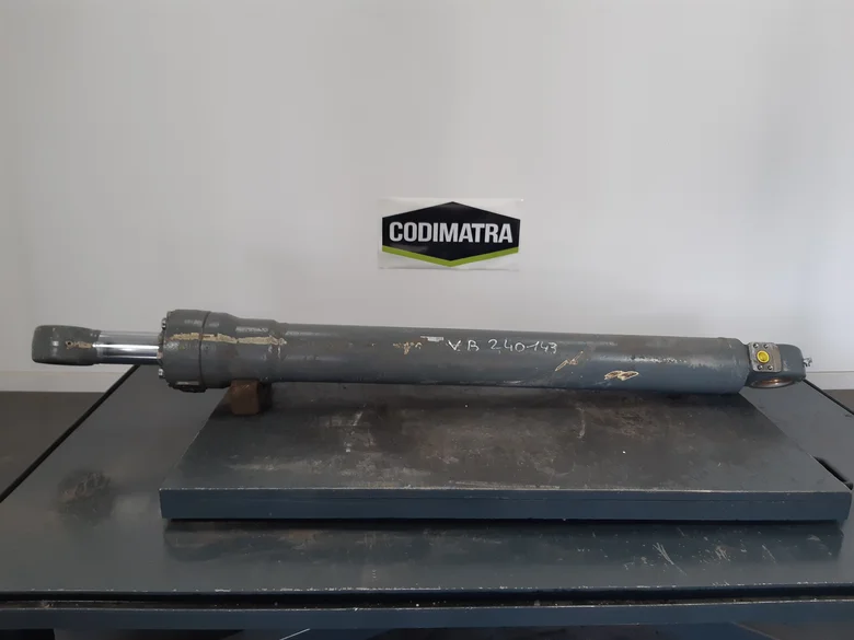 Stick cylinder for LIEBHERR A924