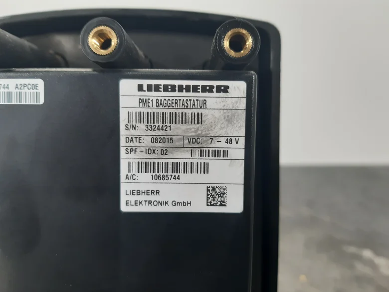 Dashboard for LIEBHERR A924