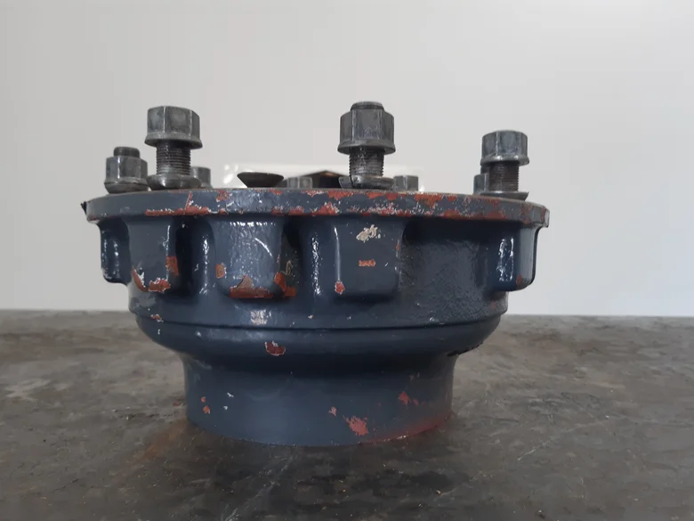 Wheel hub for FERMEC 860