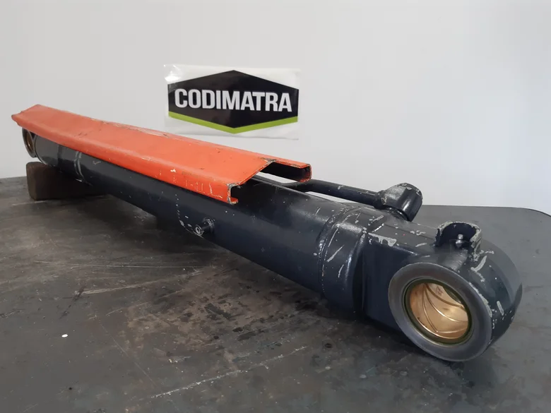 Vérin de flèche pour KUBOTA KX080-4