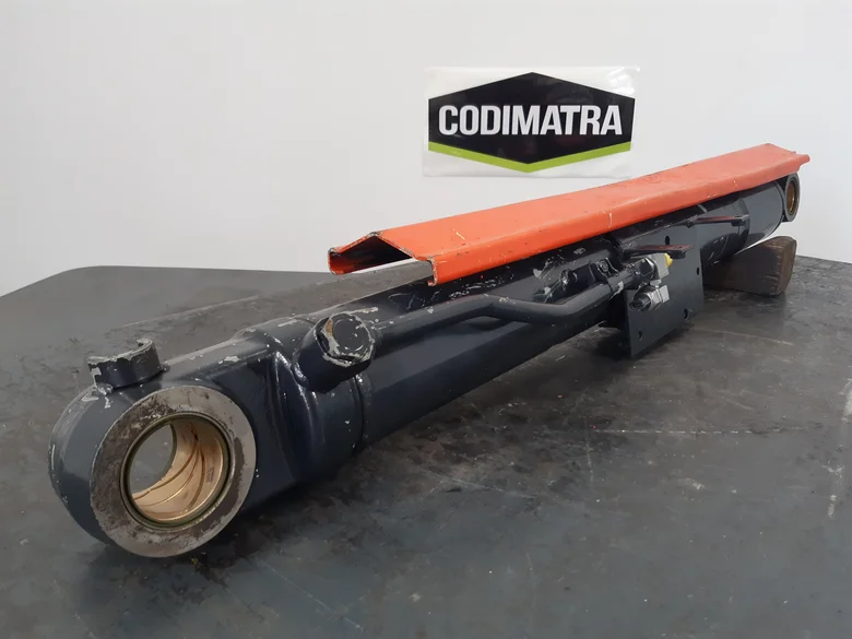 Vérin de flèche pour KUBOTA KX080-4