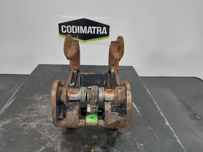 Quick coupler for KUBOTA KX080-4