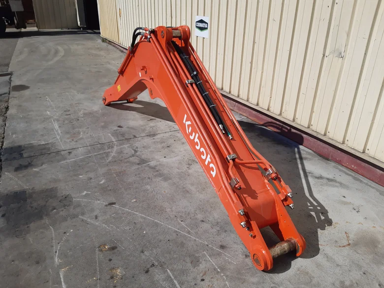 Flèche pour KUBOTA KX080-4