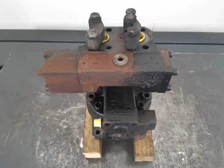Swing motor for CATERPILLAR M318D