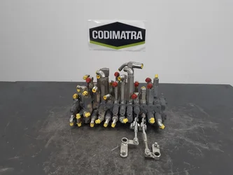 Hydraulic distributor for KUBOTA U36-4