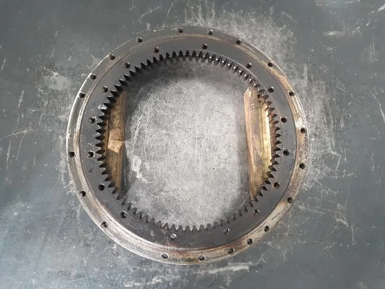 Couronne d'orientation pour KUBOTA U36-4