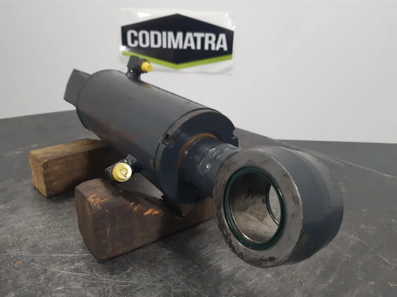 Blade lift cylinder for HITACHI ZX85USBLCN-3