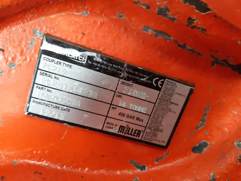 Acoplamiento rápido para KOMATSU HB215LC-1