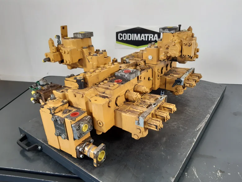 Hydraulic distributor for CATERPILLAR 374DL