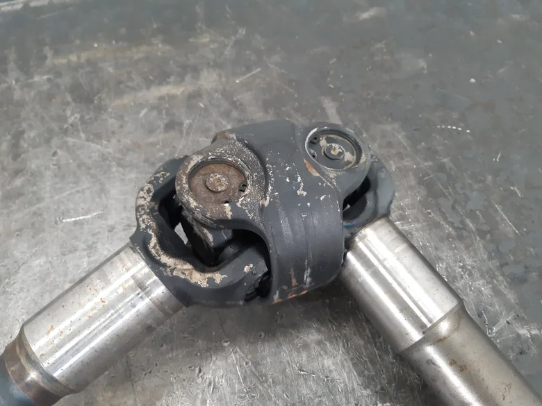 Wheel shaft for LIEBHERR A924