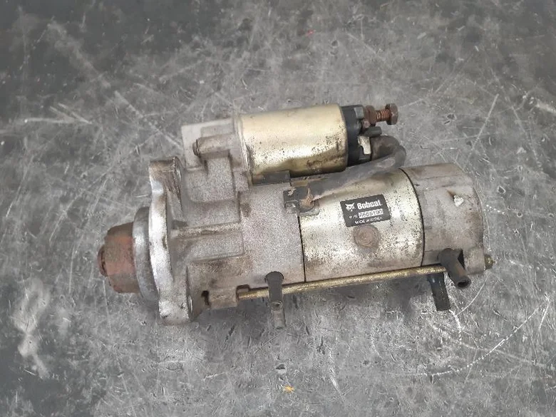 Starter for BOBCAT T590