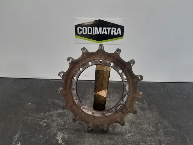 Rueda dentada para BOBCAT T590