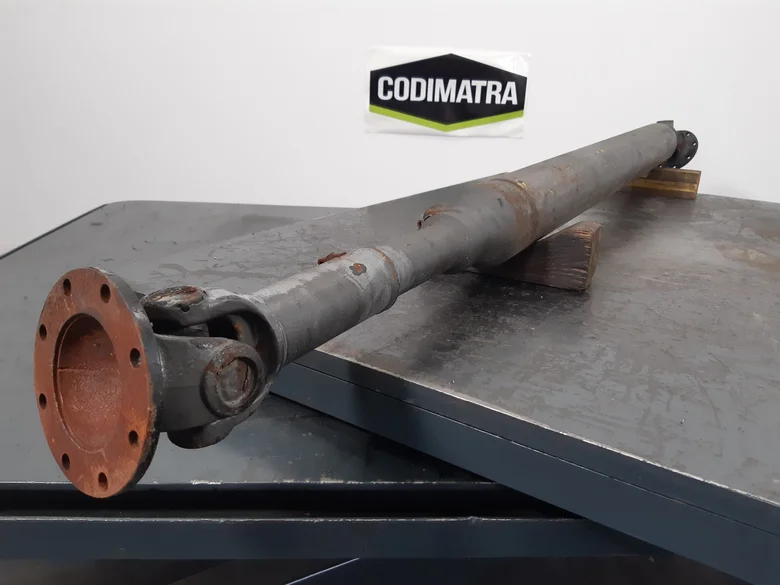 Drive shaft for LIEBHERR L526
