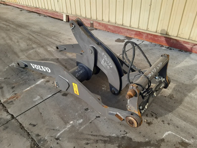Arm lift for VOLVO L30G