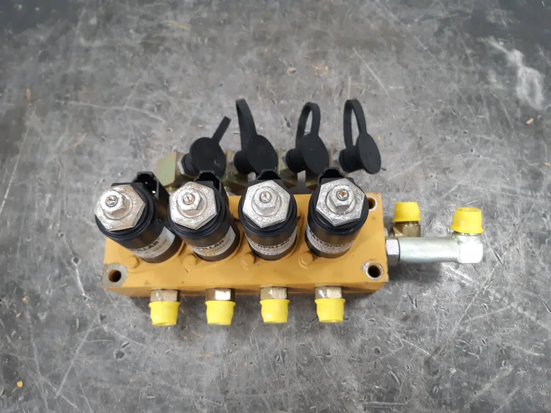 BOITIER HYDRAULIQUE
