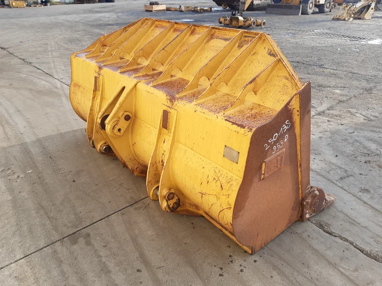 Ditching bucket for CATERPILLAR 953D