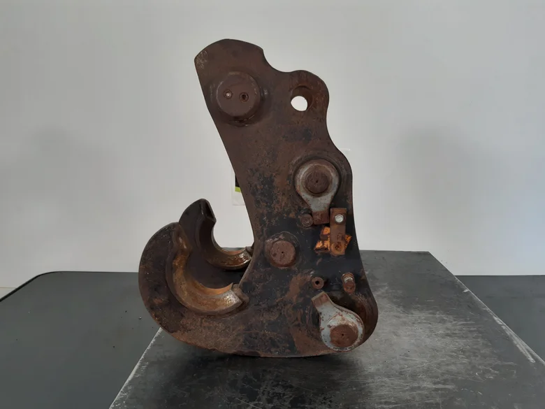 Quick coupler for LIEBHERR A314