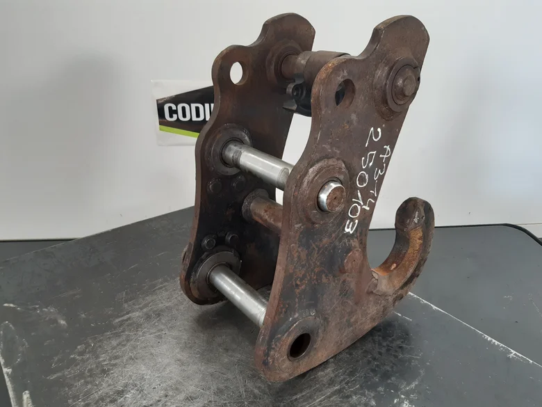 Quick coupler for LIEBHERR A314