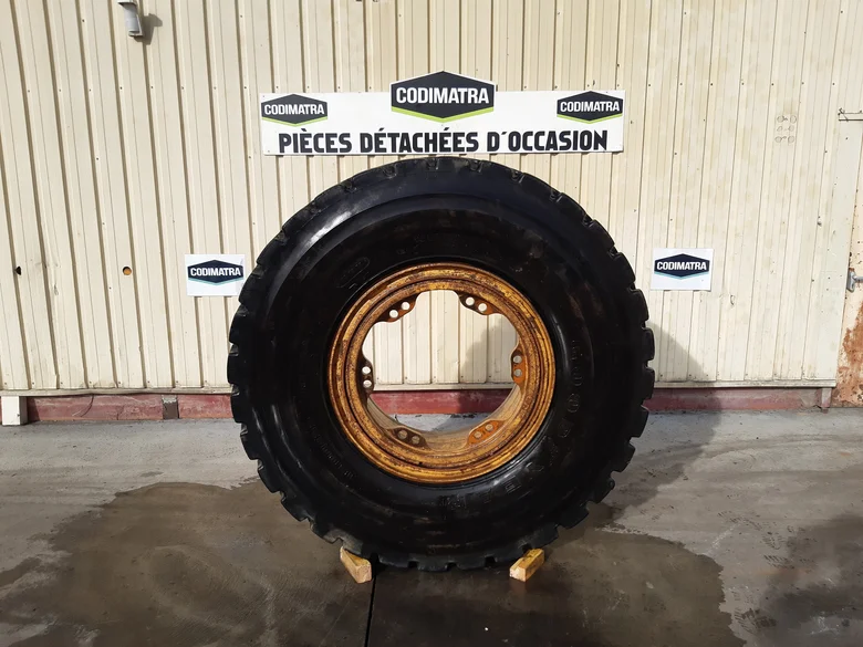 Pneu pour CATERPILLAR 771D