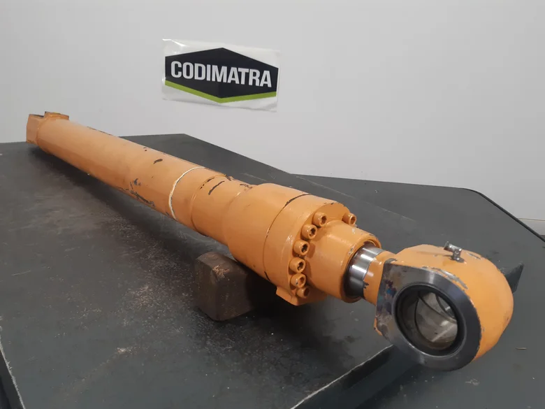 Cilindro de cazo para CASE WX165