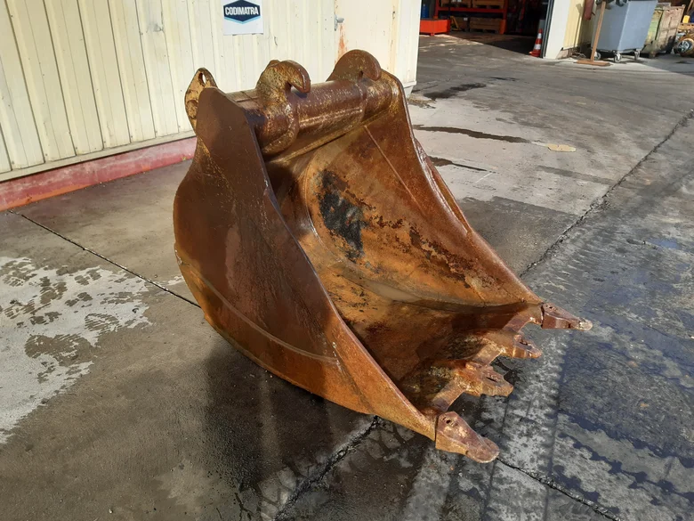 Ejector bucket for CASE WX165