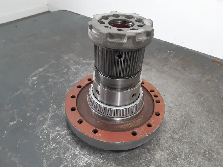 Wheel spindle for VOLVO EW160D