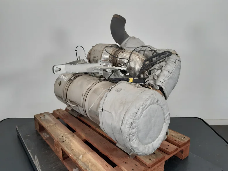 Silenciador para LIEBHERR L556