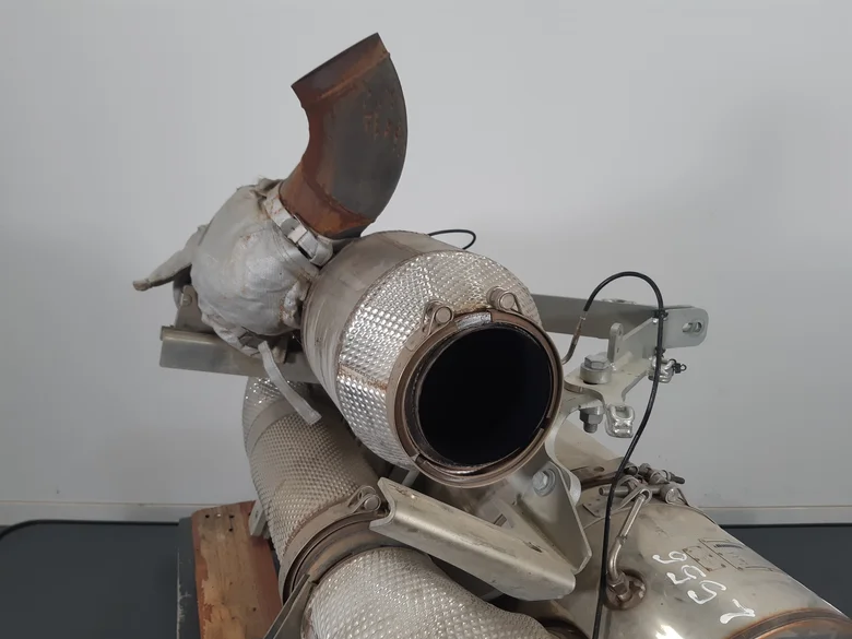 Silencieux pour LIEBHERR L556