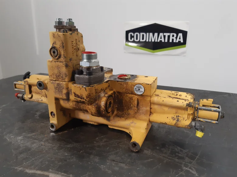 Hydraulic Distributor for CATERPILLAR 772