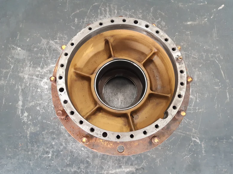 Wheel hub for VOLVO A20