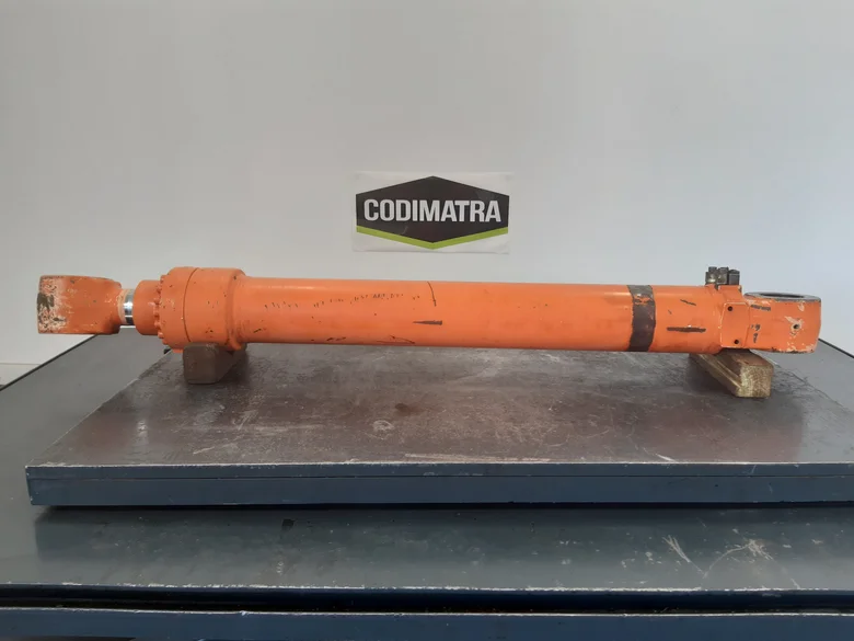 Cilindro de cazo para HITACHI ZX280LCN-3