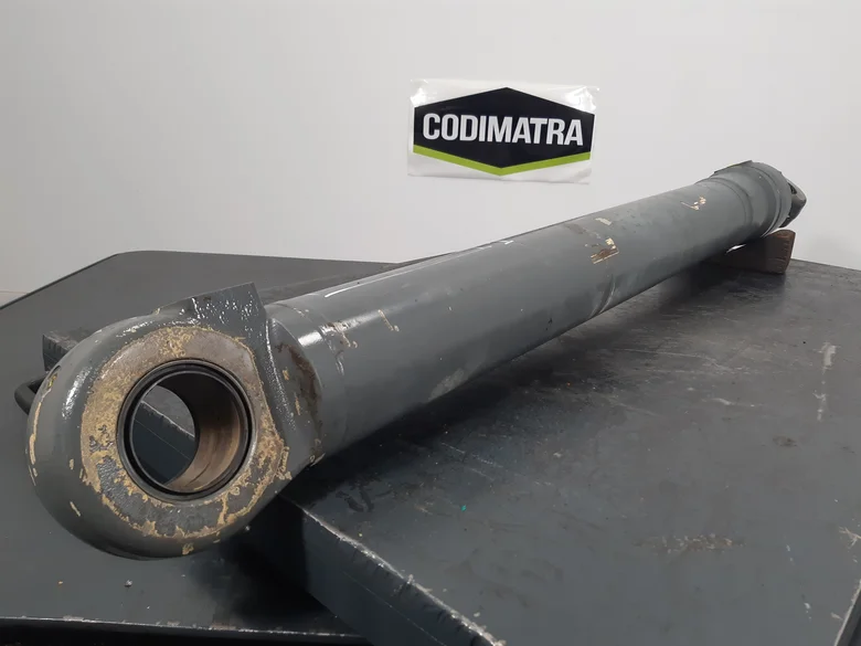 Cilindro de flecha para LIEBHERR R916LC