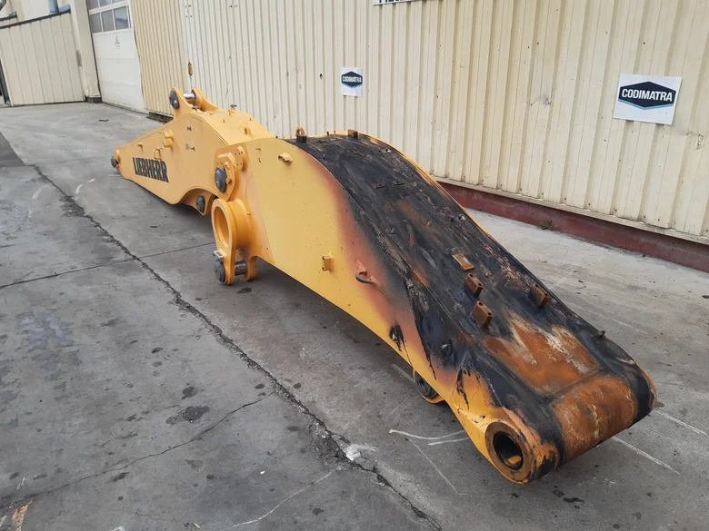 Flèche pour LIEBHERR R916LC
