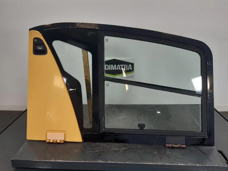 Porte de cabine pour CATERPILLAR M316C