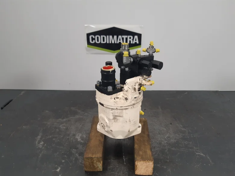 Auxiliary hydraulic pump for JCB 3CX