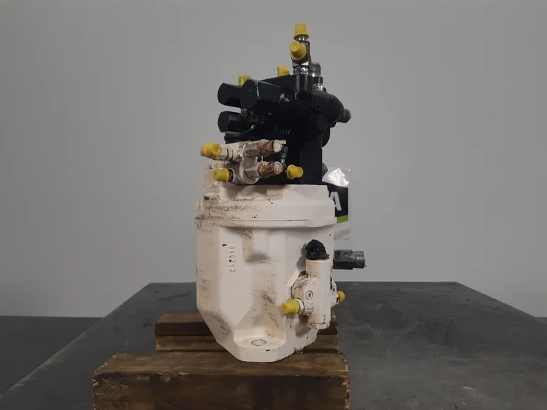 Auxiliary hydraulic pump for JCB 3CX