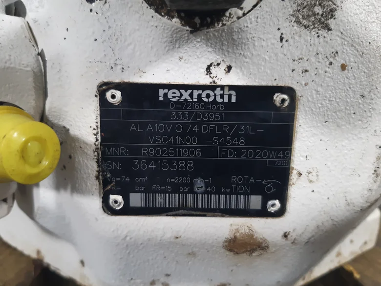 Auxiliary hydraulic pump for JCB 3CX