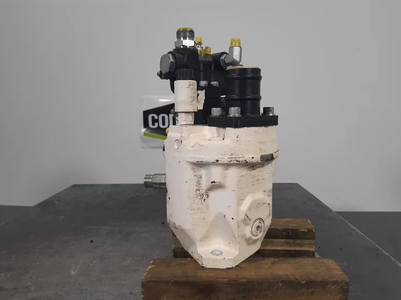Auxiliary hydraulic pump for JCB 3CX