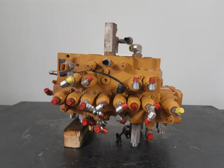 Distribuidor hidráulico para CATERPILLAR 315FLCR