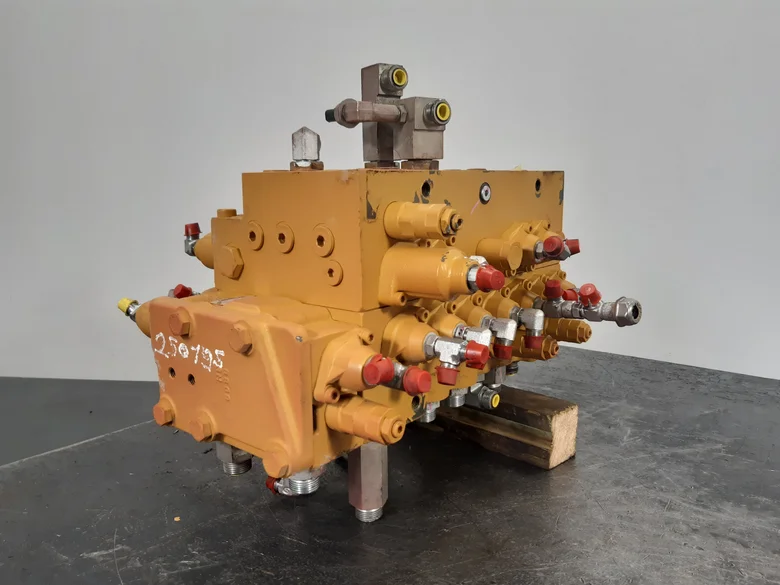 Distribuidor hidráulico para CATERPILLAR 315FLCR